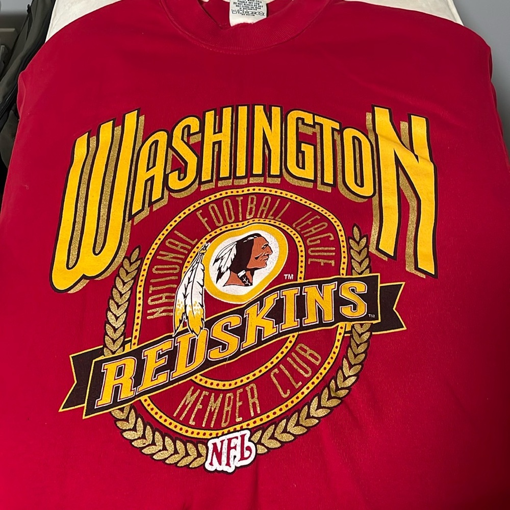 WASHINGTON REDSKINS NFL MEMBER CLUB CREWNECK SWEATSHIRT
